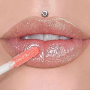 New Jeffree Star Cosmetics The Gloss Peach Price Tag